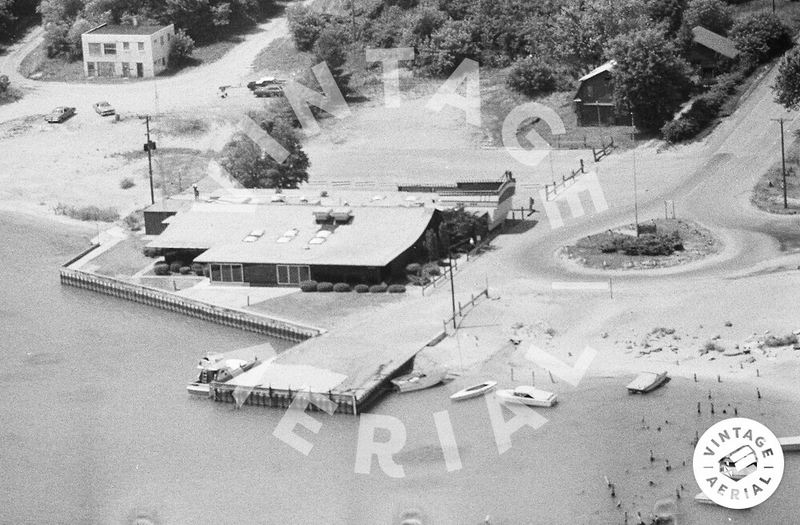 The Windjammer Bar and Grill (The Surfsider) - 1978 Aerial